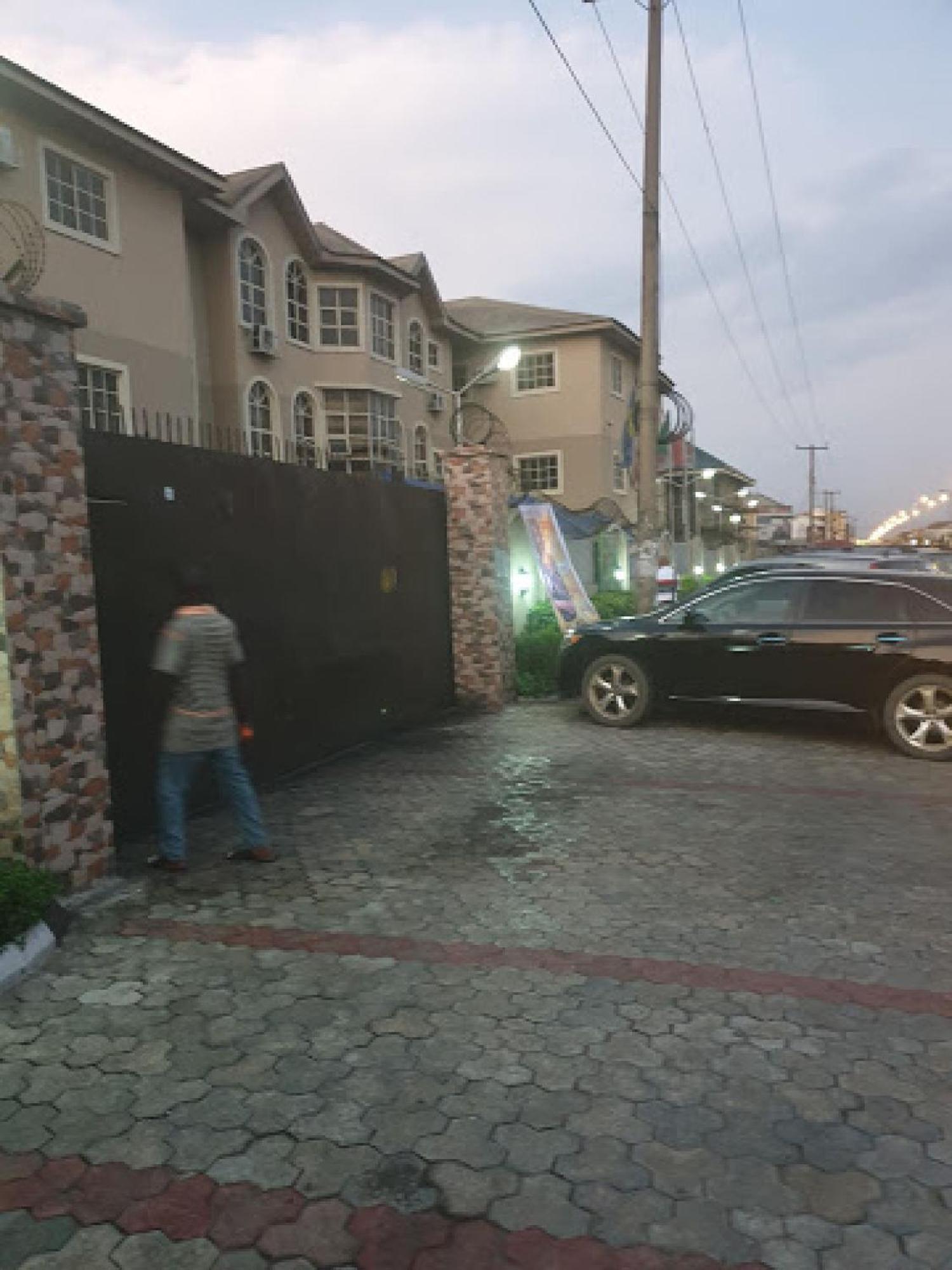 Room In Lodge - Clen-Phil Hotels And Suite Port Harcourt Luaran gambar